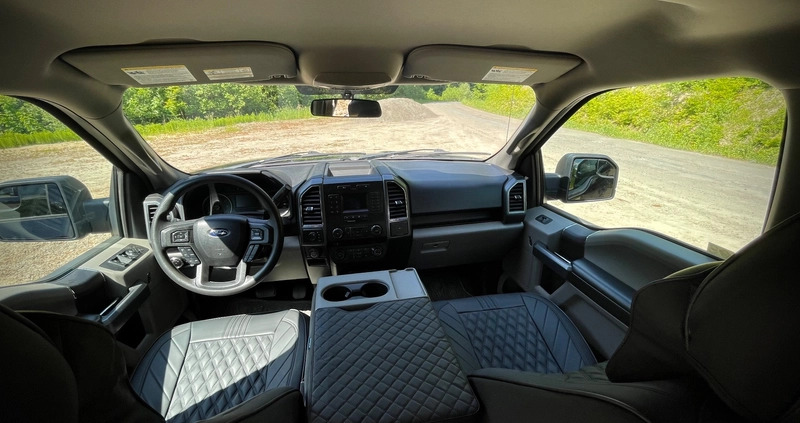 Ford F150 cena 142000 przebieg: 152000, rok produkcji 2018 z Rzeszów małe 742